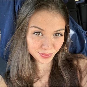 Meet your Posher, Kesami